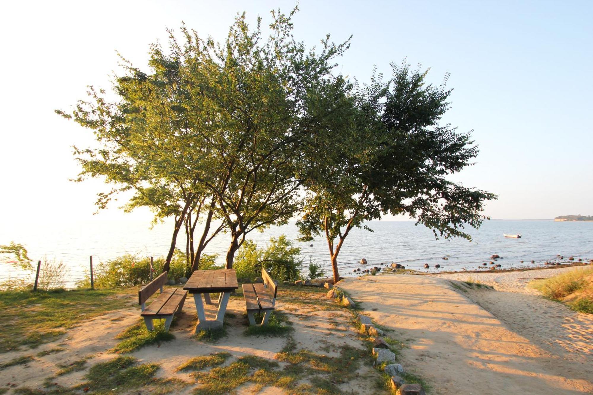 Fewo Mit Meerblick, Gratis Nutzung Vom Ahoi Erlebnisbad Und Sauna In Sellin - Haus Blick Zur See Fewo 06 Goehren  Exterior photo